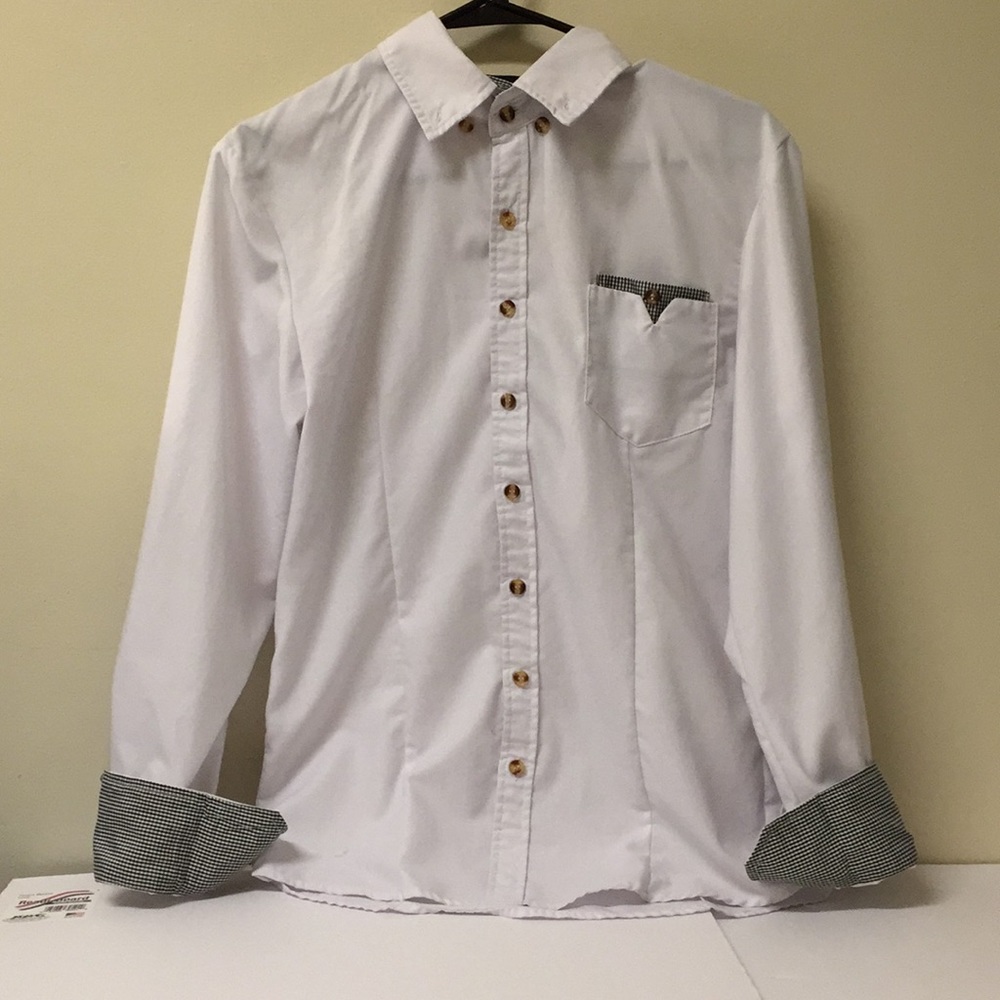 Mens white shirt Small + checker embellishments